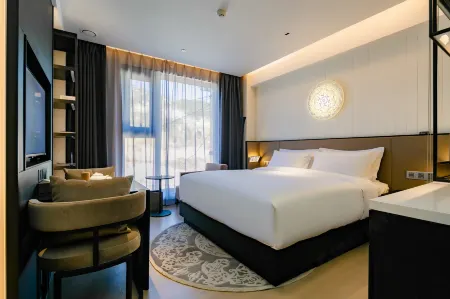 Eastern Shrine Hotel