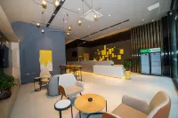 IU Hotel(Huizhou Yuechang)