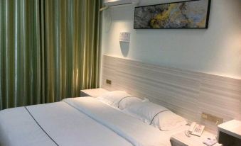 Huangchuan Huaxing Hotel