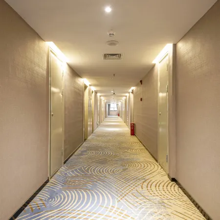 Pipi Hotel Chenzhou (Beihu District Bubu Gaoxin Tiandi Square)