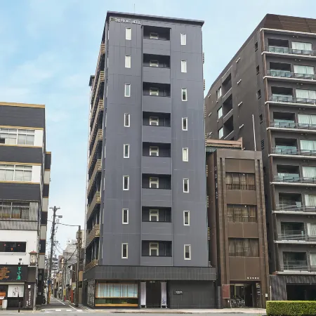 The Pocket Hotel Kyoto Karasuma Gojo Отели рядом с достопримечательностью «Буддийский храм Кадзю-дзи»