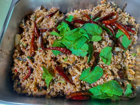 Big Tree Resort Отели в г. Kamphaeng Phet