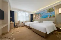 Vienna International Hotel (Peach blossom land in Nyingchi)