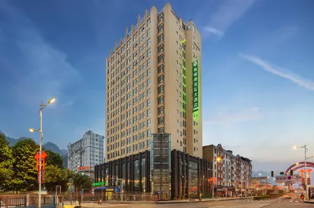 Diqiu Lvbaoshi Hotel Отели рядом с достопримечательностью «Libo Ancient Town»