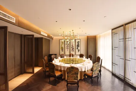 deyuan hotel Отели рядом с достопримечательностью «Jincheng Ancient Academy»