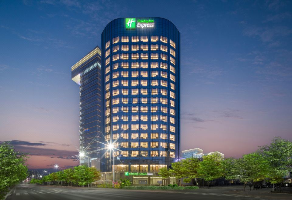 2. 베이징 이좡 퉁..