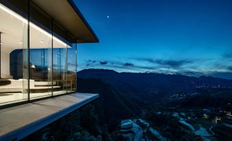 Xijiang Longtangshan house