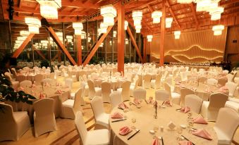 Yulan Qinyun Resort Hotel