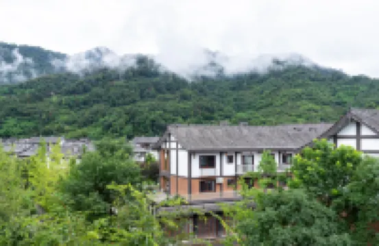 一山一舍·中式私湯度假美宿（峨眉山景區店）