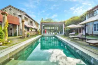 Seclusive Life In Landscape