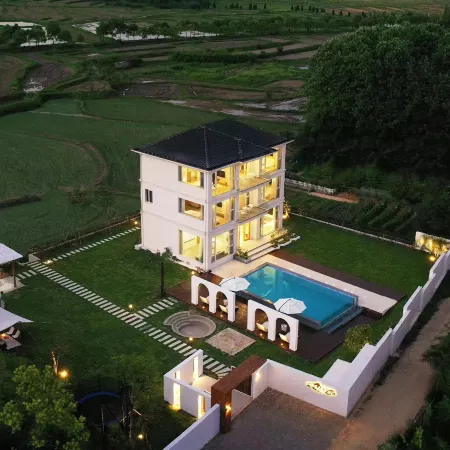 Watch Wheat Field Moganshan Villa Designer Hot Spring Meisu
