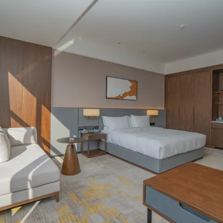 V-Continent Tonghua Hotel