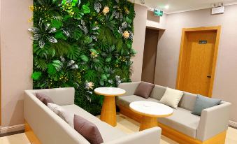 Yue Fashion Life Hotel