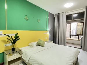 Huakai Hotel Apartment (Nanning Vientiane City Shop)