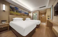 Vienna Hotel (Zhengyang Plaza Hotel) Hotels in Zhengyang