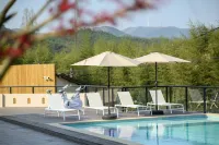 Moganshan Dashuxia · Creek Tracing Swimming Pool Mingsha Wenquan Vacation Boutique Stay - 인피니티 풀