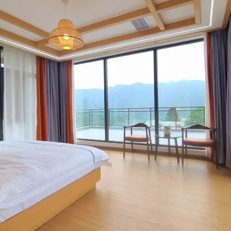 Huangcaoling Wuliang Secret Homestay
