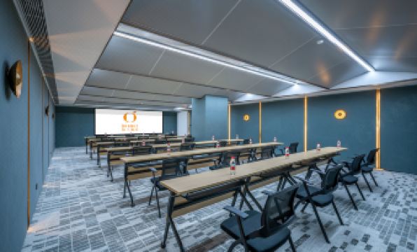 Orange Hotel (Pingdu Qingdao Road store)