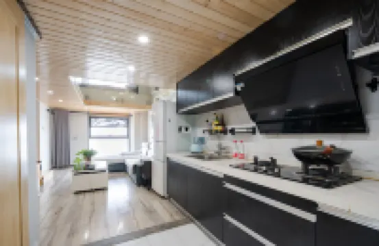 Huzhou Yiyunge Homestay (Nanxun Ancient Town Wuyue Plaza Branch) - Condos