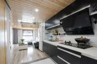 Huzhou Yiyunge Homestay (Nanxun Ancient Town Wuyue Plaza Branch)