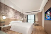Starland Hotel Xiangjiangwan (Cangzhou Vientiane City Central Park)