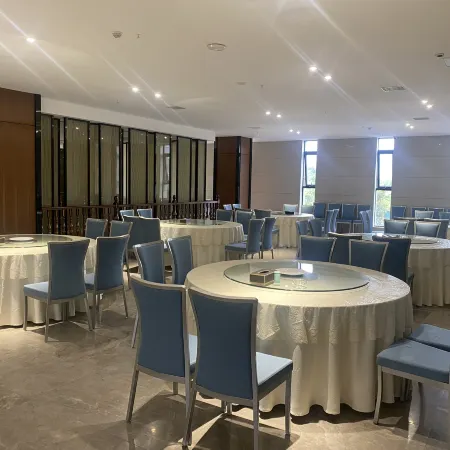 Rucheng Qianjun Grand Hotel