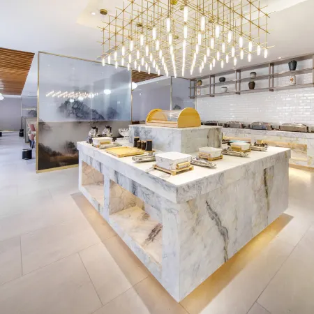 MEHOOD LESTIE Hotel (Altay Wanghu Square) Отели рядом с достопримечательностью «Больница 16 в Алтайском районе»