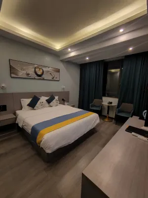 Kaiyuan Huayue Hotel