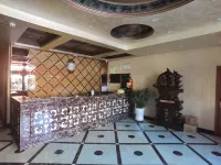 Kaimeng Theme Hotel (Wuchang Station Yuanhua Xintiandi Shopping Plaza)