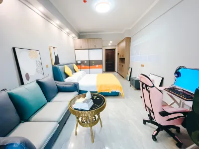 Come to stay at Star Hotel (Zhumadian High-speed Railway Station Jianye Kaixuan Plaza)