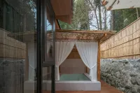 Pengzhou Ear Privacy Hot Spring B&B Hotels in Pengzhou