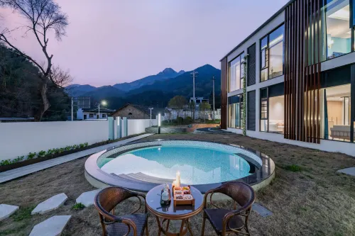 Daoban Weijia · Qifeng Homestay (Huangshan Scenic Area Huangshan Tangkounandamen) Hotels in Huangshan