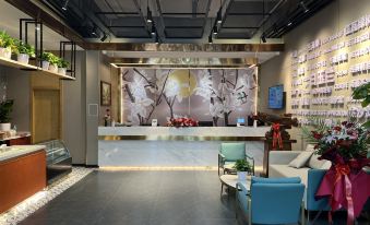 Magnotel Hotel (Qingdao Jinshatan Pijiucheng)