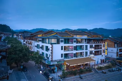 Xiangyue Xiaoqikong Hotel (Libo Xiaoqikong Scenic Area Dongmen Branch) Hotel berhampiran 68-Level Drop Waterfall