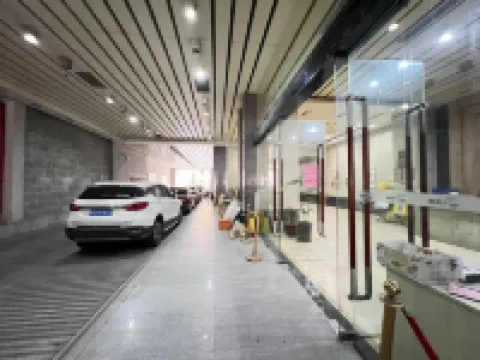 雲鉑馨居酒店公寓（清暉園遊客服務中心大良鐘樓地鐵站店）