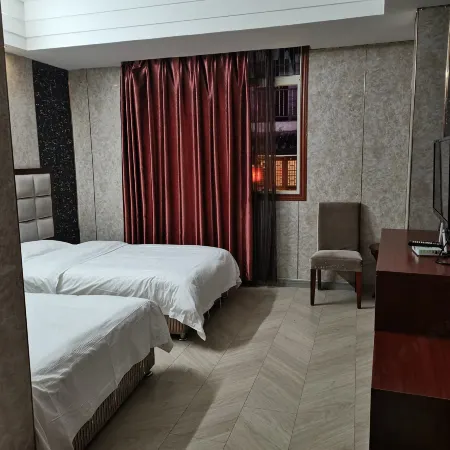 Tongjiang Jinshiju Hotel