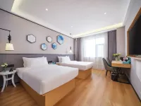 Ai Mega Hotel (Taiyuan Datong Road Taigang West Gate)