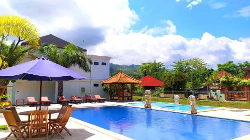 Puri Lovina Hotel