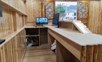 Hefeng Axiang Homestay (Ping Shan Gorge Scenic Area Store)