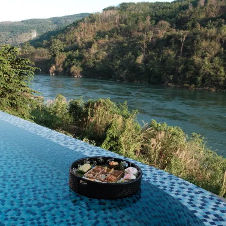 JA river hotel