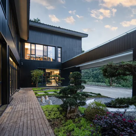 Lishan Left Bank Ring Mountain Wild Luxury Private Hot Spring Homestay