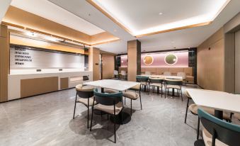 Ni Hao Hotel (Shenzhen Luohu Guomao Metro Station)