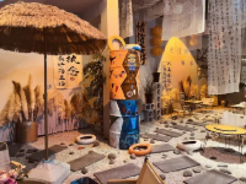 月川客棧（大理鳳儀機場店） 大理機場附近的飯店