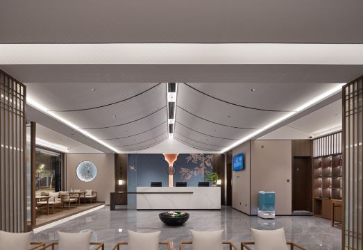 3. 모상 칭야 호텔..