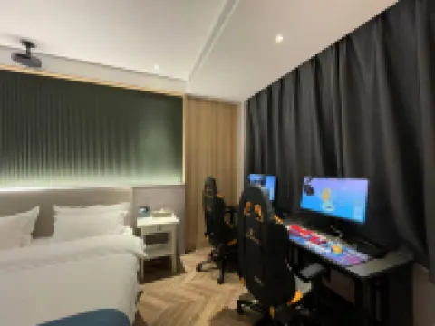 Chaoshikong E-sports Homestay (Weifang Taihua City)