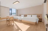 Hi Inn Hotel (Tengchong Lüyou Qiche Keyunzhan) Các khách sạn ở Đằng Xung