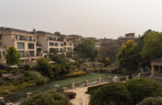 鹿喜·安倫酒店（成都廣福地鐵站麓湖生態城店）