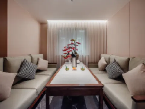 Laishan Hotel Hotels in Qionglai