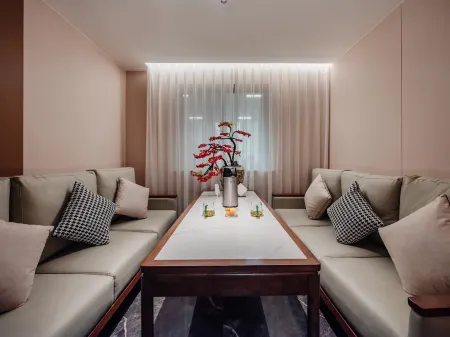 Laishan Hotel Отели рядом с достопримечательностью «Linqiong Ancient City»