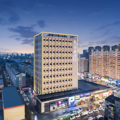 麗楓酒店（瀋陽沈北大學城航空航天大學地鐵站店） 鄰近蒲河路的酒店